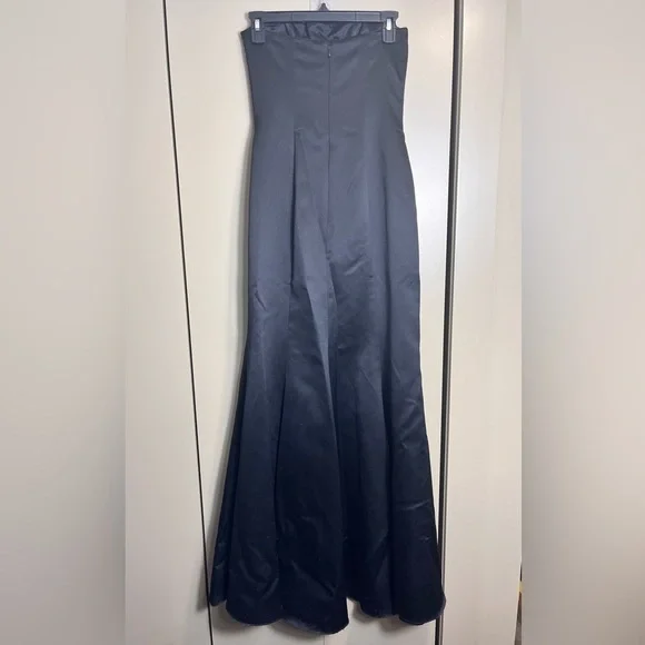 David’s Bridal Strapless Beaded Formal Long 90’s Y2K Prom Gown Black Size 2 - Picture 3 of 11